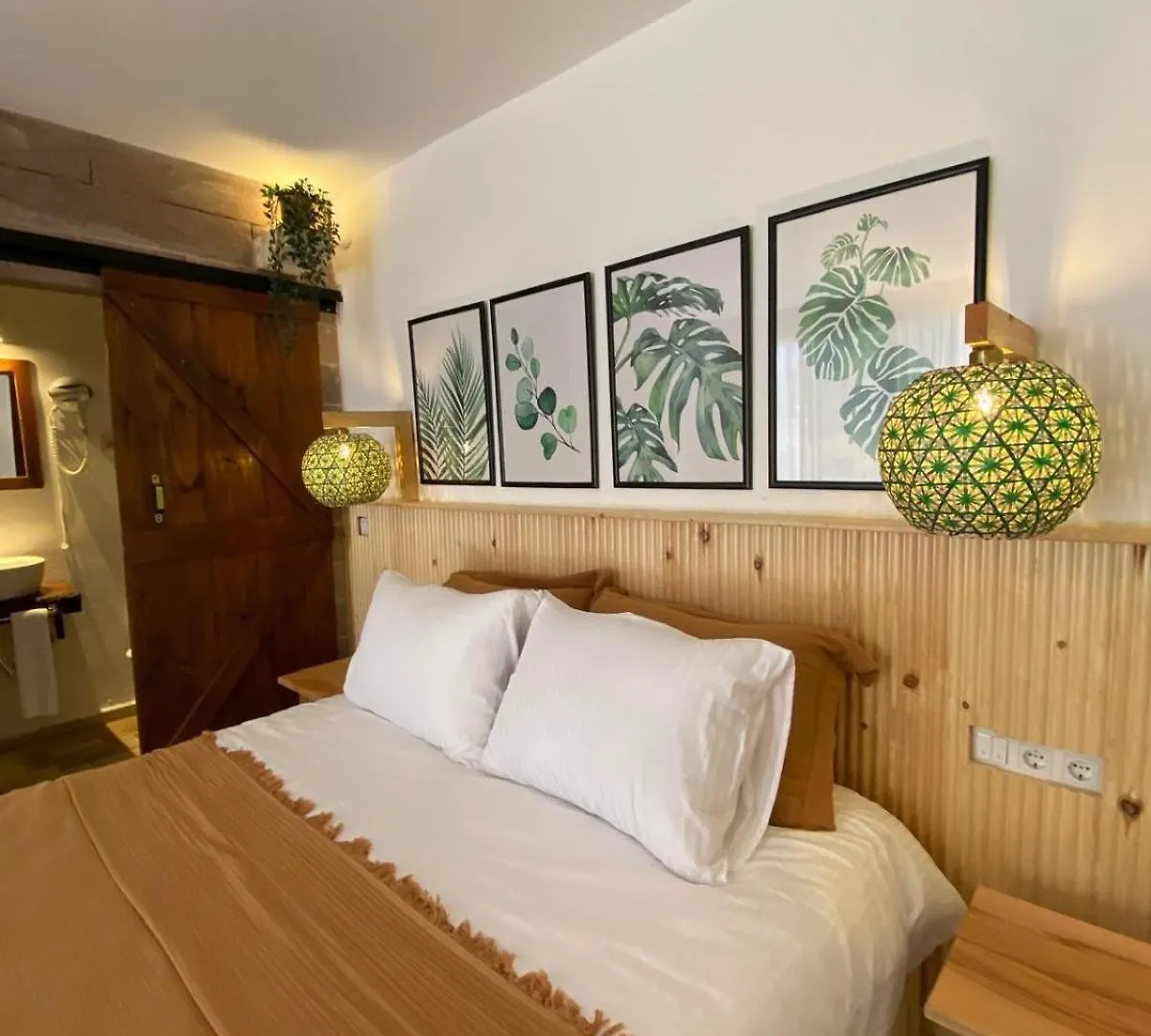 Monk Island Hotel Izmir