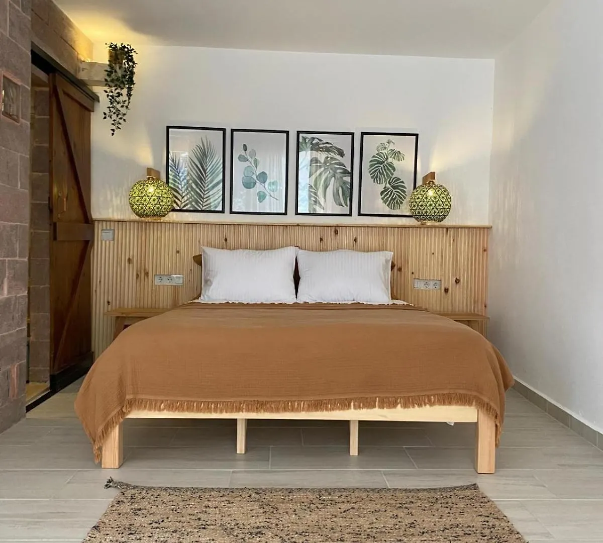 Monk Island Otel İzmir Türkiye